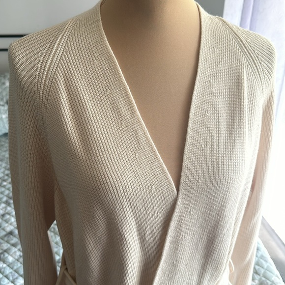 NWT Cardigan - Picture 2 of 7